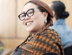 Nunung, Sosok Inspiratif yang Menaklukkan Kanker Payudara dengan Kemoterapi