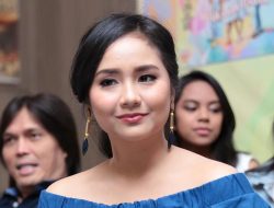 Sumber Kekayaan Gita Gutawa: Dari Penyanyi Hingga Produser