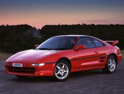 Toyota MR2: Mobil Sport Klasik yang Tetap Memikat
