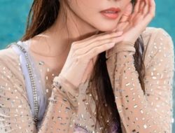 Sarwendah Tampil Memukau di Acara Glamour