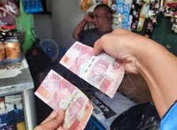 Penjual Ketan Bakar di Cimahi Ditangkap Karena Edarkan Uang Palsu