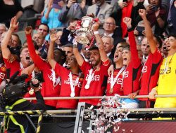 Amorim Bawa MU Kemenangan Bersejarah di Anfield untuk Suporter