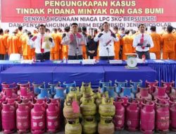 Penggerebekan Besar di Pekanbaru: Polisi Ungkap Praktik Pengoplosan Gas LPG Subsidi